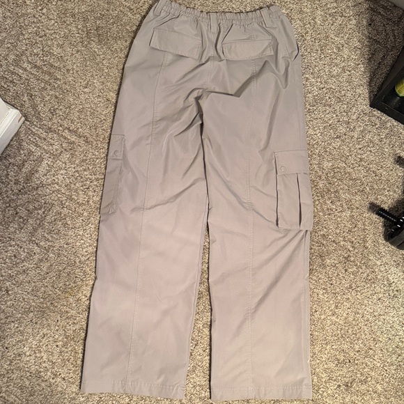 Women’s Gray Pants - Picture 5 of 6